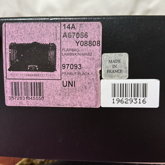 Authentic Chanel boy bag - Picture 9 of 10